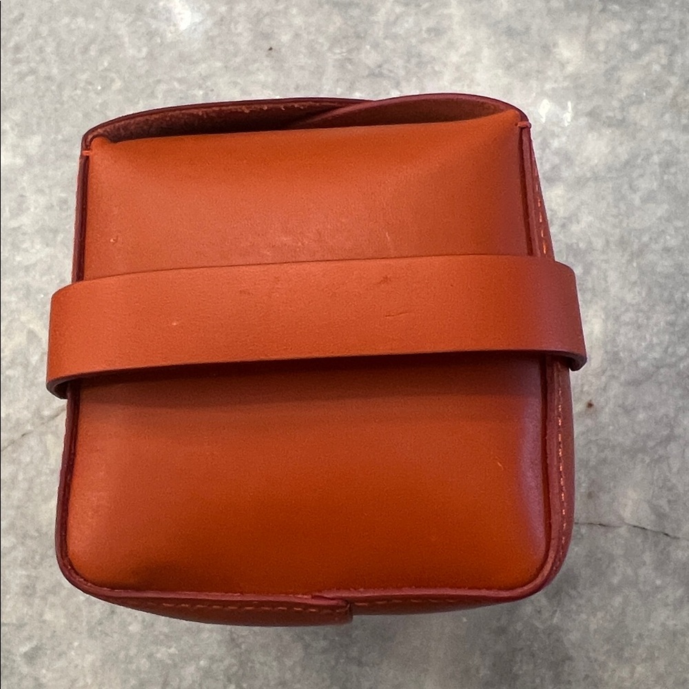 IIIBeCa by Joy Grayson Orange Leather Toiletry Bag NWOT - Picture 7 of 12